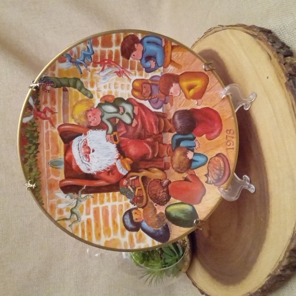 Gorham Christmas Plate - Picture 6 of 10